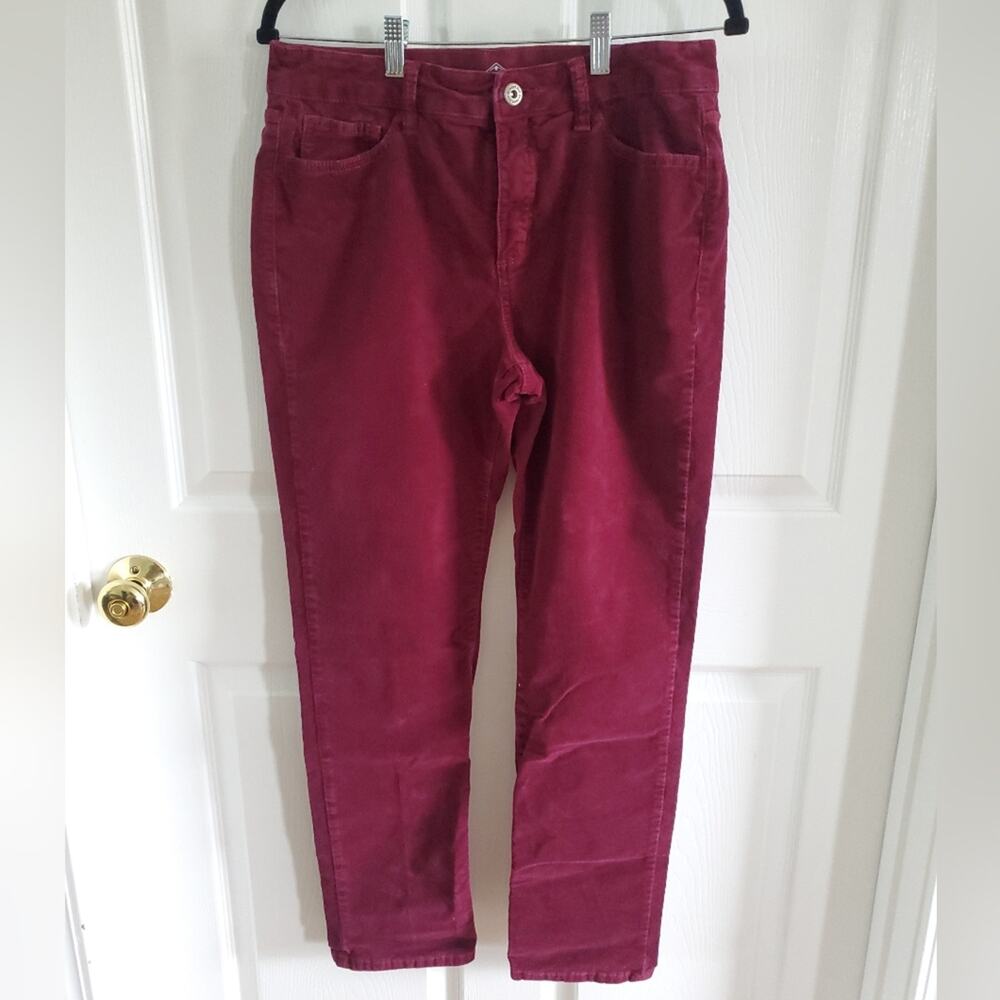 St. John's Bay Burgundy Pants. Size 12. #GR
